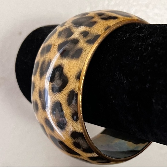 Vintage Leopard Print Brass Bangle - Picture 5 of 6